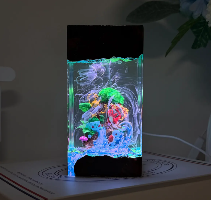 WORLD Resin Lamp